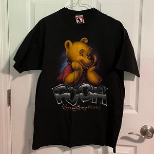 Vintage 90's Disney, Inc. Winnie The Pooh T-Shirt Size Medium M Black